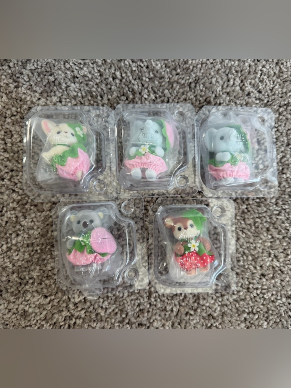 Calico Critter Very Berry Babies strawberry